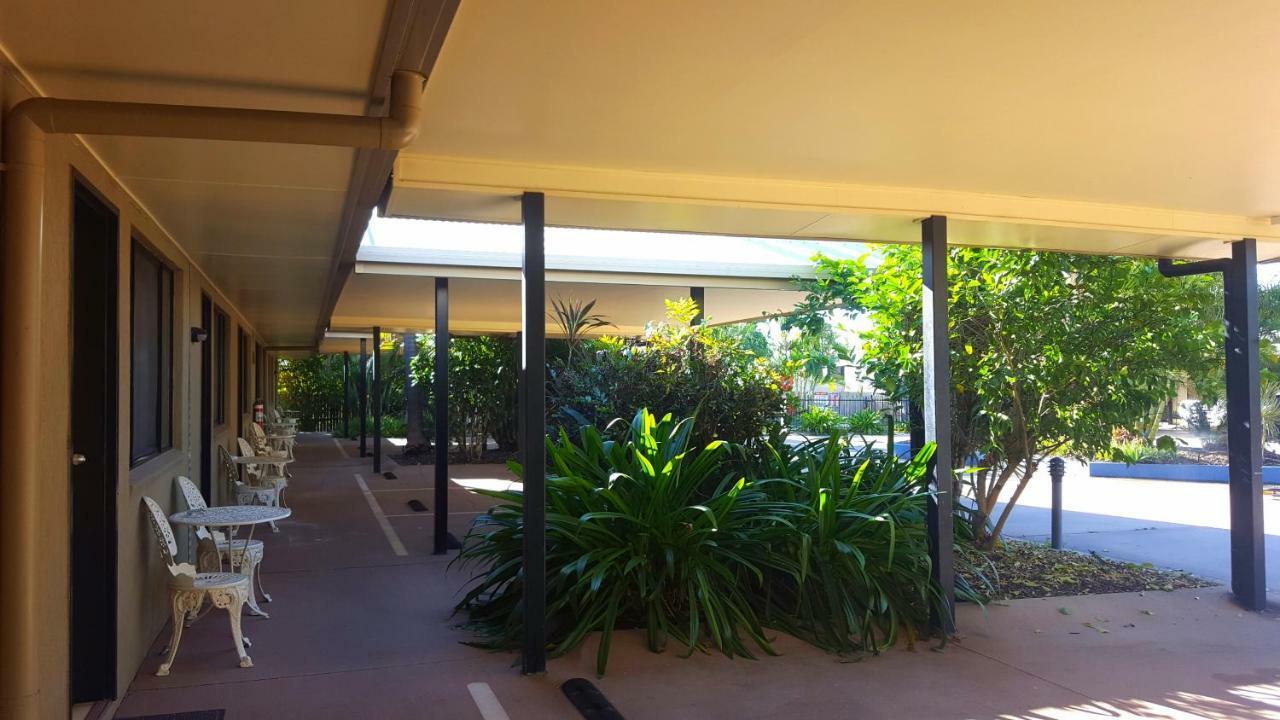 Biloela Palms Motor Inn Exteriör bild